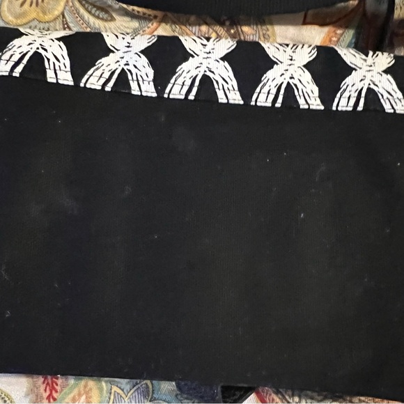 Thirty One Crossbody Bag - Picture 8 of 8